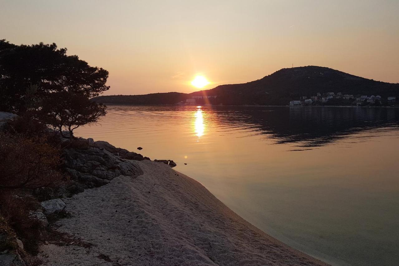 Apartments And Rooms By The Sea Slano, Dubrovnik - 8737 Exterior foto